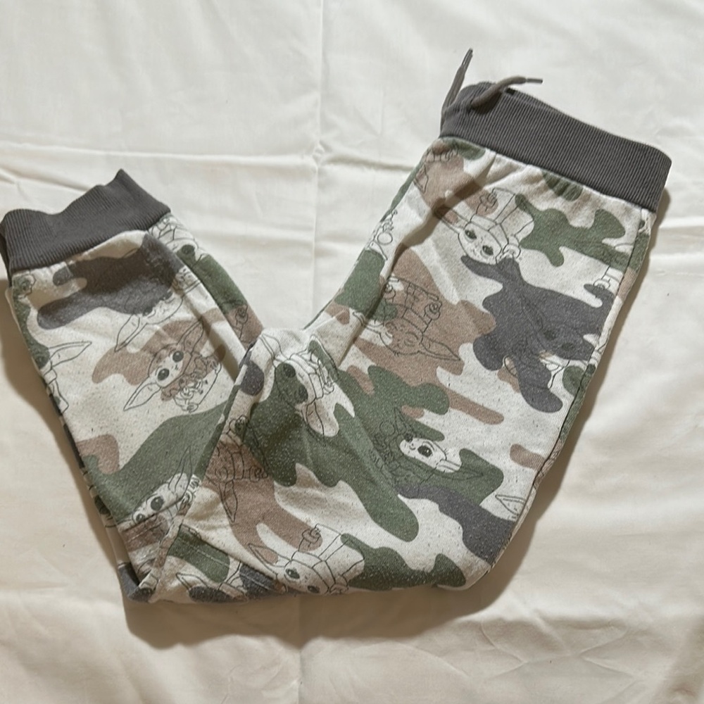 Star Wars Green and Brown Camouflage Joggers